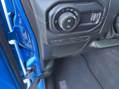 New 2026 Jeep Gladiator Sport AWD/4WD image 23