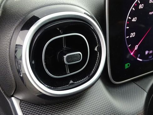 Used 2024 Mercedes-Benz C 300 C 300 image 18