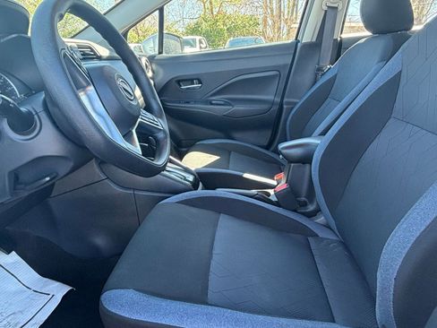 Used 2025 Nissan Versa SV image 24
