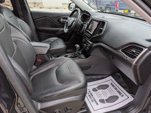 Used 2019 Jeep Cherokee Limited AWD/4WD image 11