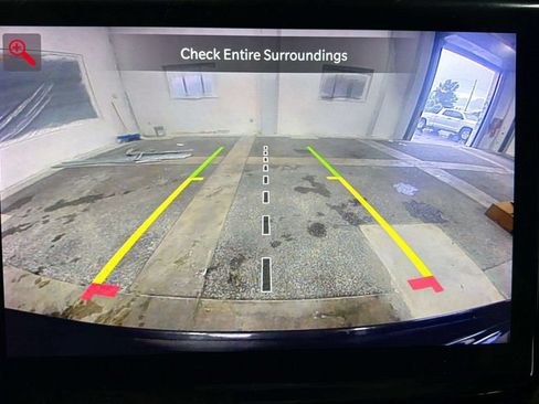 Used 2022 Jeep Grand Cherokee Limited AWD/4WD image 34