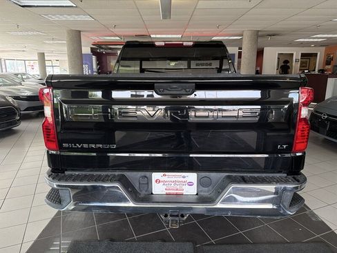 Used 2025 Chevrolet Silverado 1500 LT RWD image 7