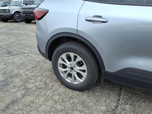 Used 2024 Ford Escape Active AWD/4WD image 4