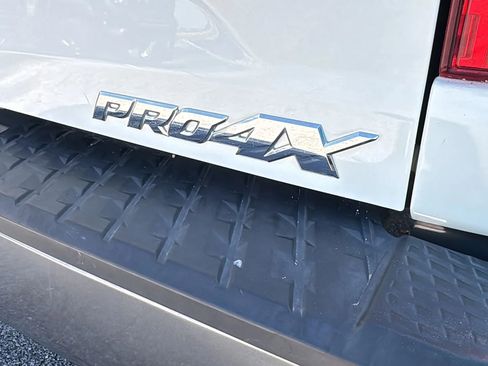 Used 2019 Nissan Titan PRO-4X w/ Pro-4x Convenience Package image 44