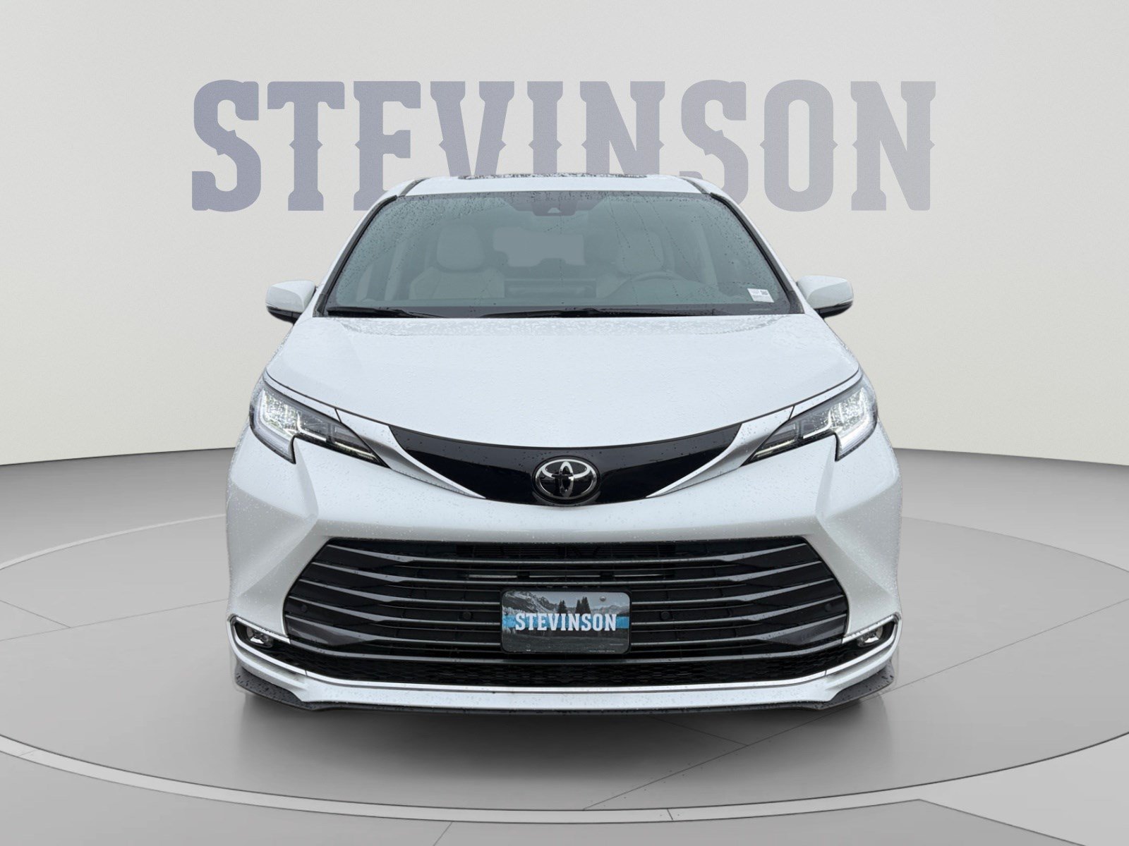 Used 2026 Toyota Sienna Limited AWD/4WD image 8
