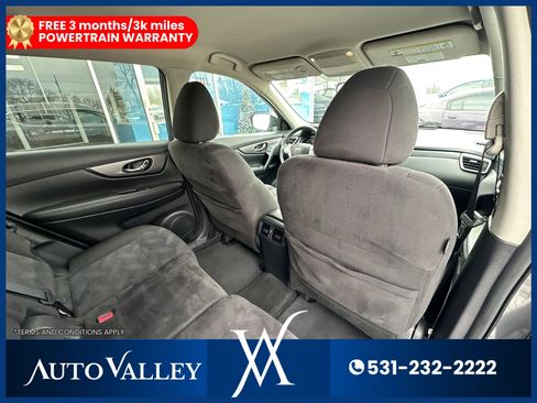 Used 2015 Nissan Rogue SV image 26