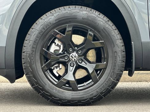 New 2026 Volkswagen Atlas Peak Edition AWD/4WD image 25