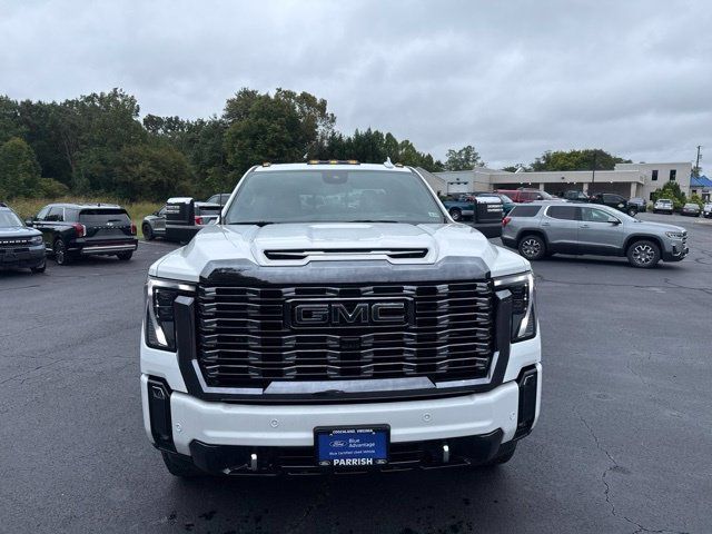 Used 2024 GMC Sierra 2500 Denali Ultimate AWD/4WD image 2