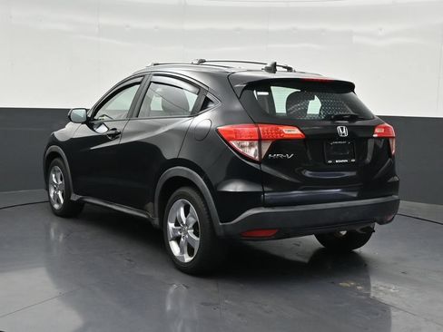 Used 2016 Honda HR-V LX image 3