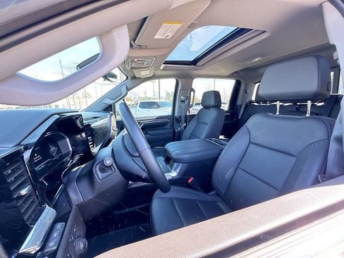 Used 2025 Chevrolet Silverado 2500 LTZ w/ LTZ Premium Package AWD/4WD image 10