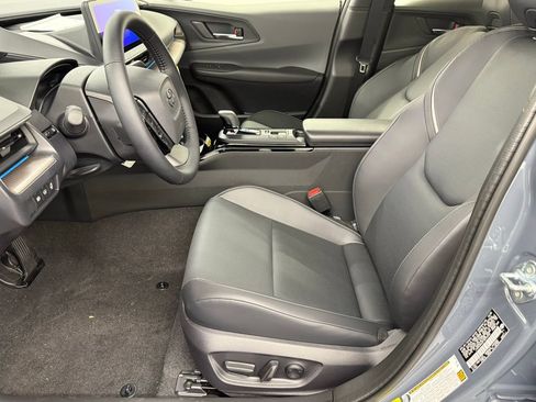 Used 2026 Toyota Prius XLE image 15