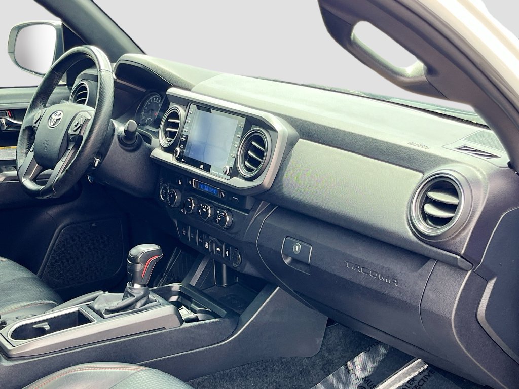 Used 2020 Toyota Tacoma TRD Pro AWD/4WD image 30