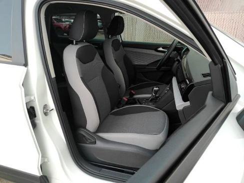 Used 2024 Volkswagen Taos S FWD image 18