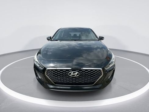 Used 2018 Hyundai Elantra GT Sport FWD image 3