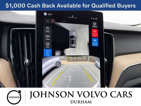 New 2026 Volvo XC60 B5 Plus w/ Protection Package Premier AWD/4WD image 15