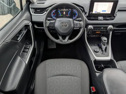 Used 2024 Toyota RAV4 XLE w/ Convenience Package AWD/4WD image 12