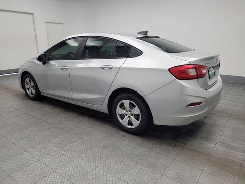 Used 2018 Chevrolet Cruze LS FWD image 3