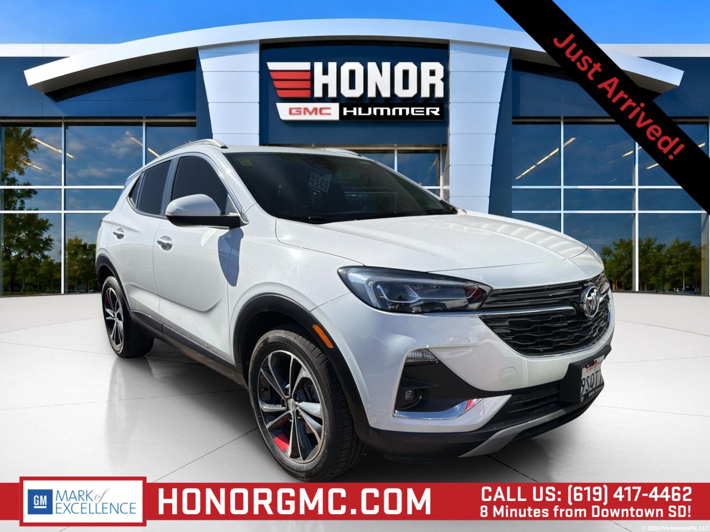 Used 2022 Buick Encore GX Essence FWD image 1