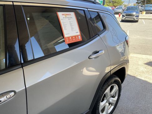Used 2021 Jeep Compass Latitude w/ Convenience Group AWD/4WD image 55