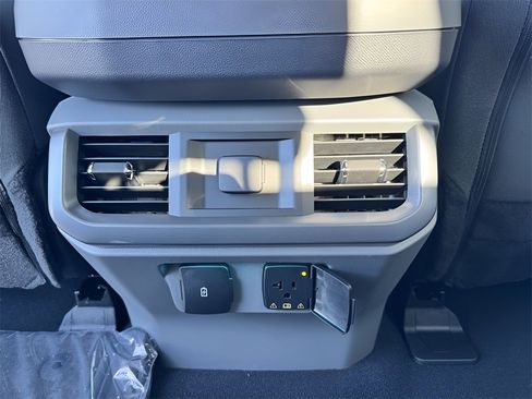 New 2025 Ford F150 XLT w/ Equipment Group 302A MID image 35