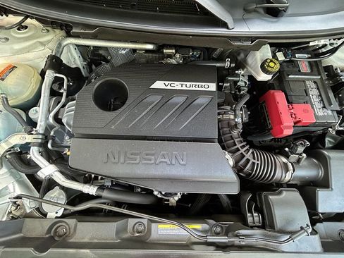 Used 2024 Nissan Rogue SV w/ SV Premium Package FWD image 12