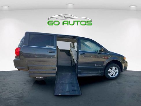 Used 2012 Dodge Grand Caravan Crew w/ Crew Value Pkg image 5
