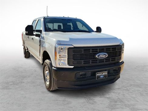 Used 2023 Ford F250 XL w/ XL Driver Assist Package image 2