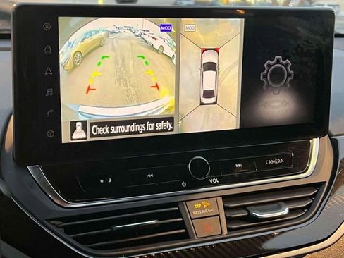 Used 2023 Nissan Altima 2.0 SR image 30