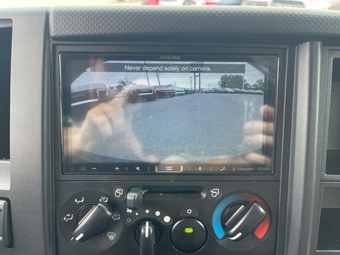 Used 2024 Chevrolet Low Cab Forward image 15