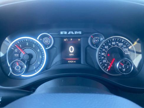 Used 2023 RAM 1500 Big Horn AWD/4WD image 15