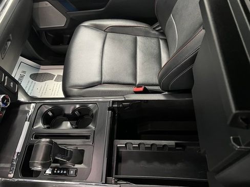 Used 2022 Ford F150 Lariat w/ Equipment Group 502A High image 37