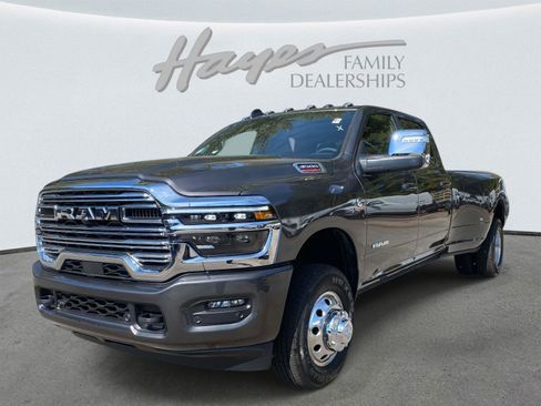 New 2026 RAM 3500 Laramie w/ Max Tow Package image 23