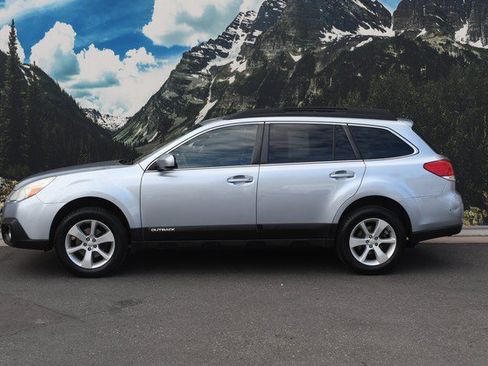 Used 2014 Subaru Outback 2.5i Premium w/ Popular Package #1B AWD/4WD image 7