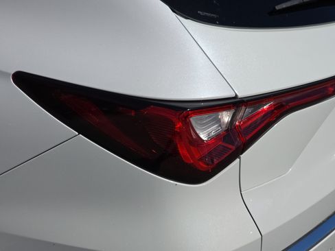 Certified 2023 Acura MDX w/ Technology Package FWD image 38