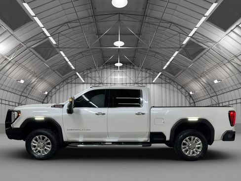 Used 2020 GMC Sierra 2500 Denali w/ Denali Ultimate Package AWD/4WD image 2