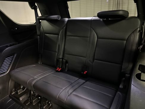 Used 2021 Chevrolet Tahoe Z71 image 25