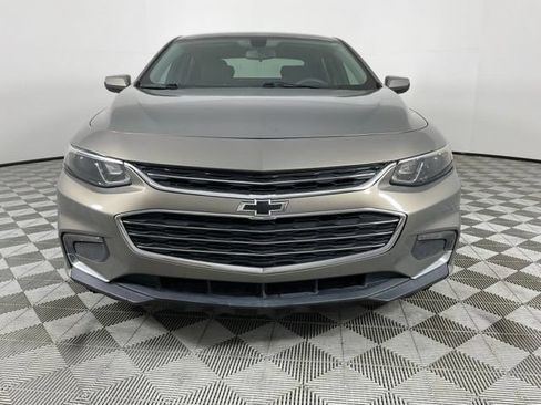 Used 2018 Chevrolet Malibu LT w/ LPO, Convenience Package 2 FWD image 12