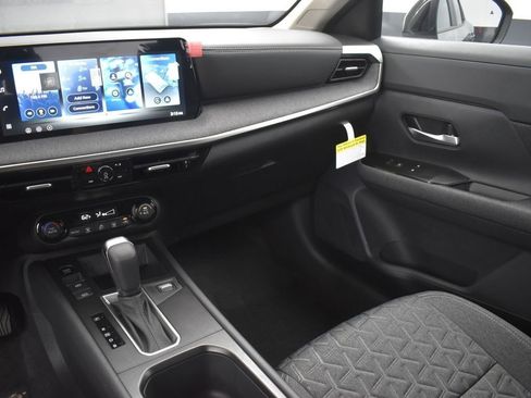 New 2026 Nissan Kicks SV w/ Illumination Package image 32