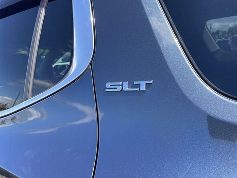 Used 2019 GMC Acadia SLT AWD/4WD image 9