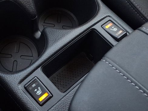 Used 2020 Nissan Rogue S w/ Special Edition Package image 24