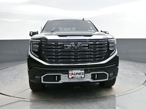 Used 2023 GMC Sierra 1500 Denali Ultimate image 2