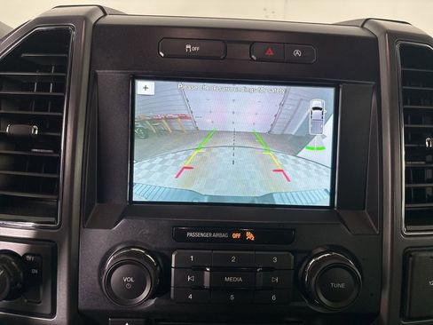 Used 2018 Ford F150 XLT w/ Equipment Group 302A Luxury image 14