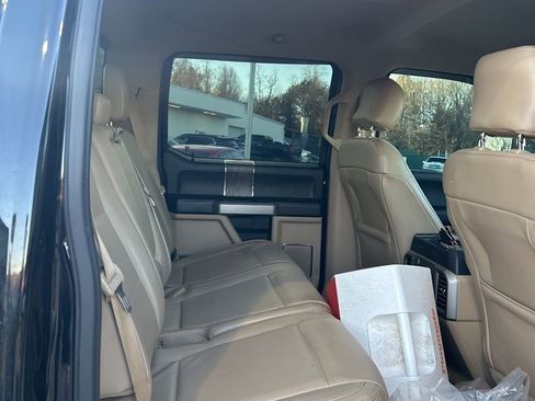 Used 2017 Ford F250 Lariat w/ Chrome Package image 35