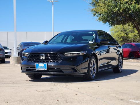 New 2026 Honda Accord EX-L image 2