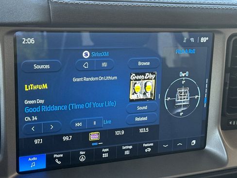 Used 2025 Ford Bronco Outer Banks AWD/4WD image 18