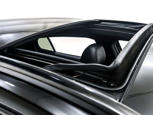 Used 2020 Mercedes-Benz GLA 250 image 22