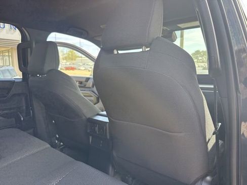 Used 2025 Toyota 4Runner SR5 AWD/4WD image 25