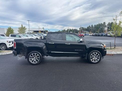 Used 2021 GMC Canyon Denali image 6