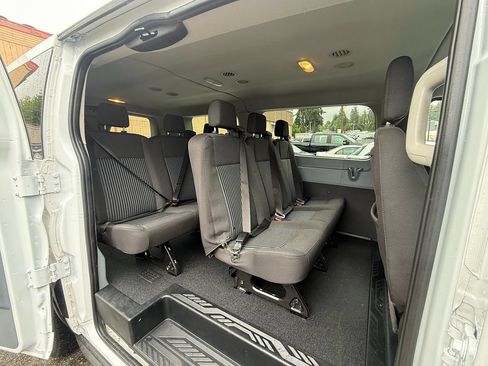 Used 2019 Ford Transit 150 XL RWD image 19