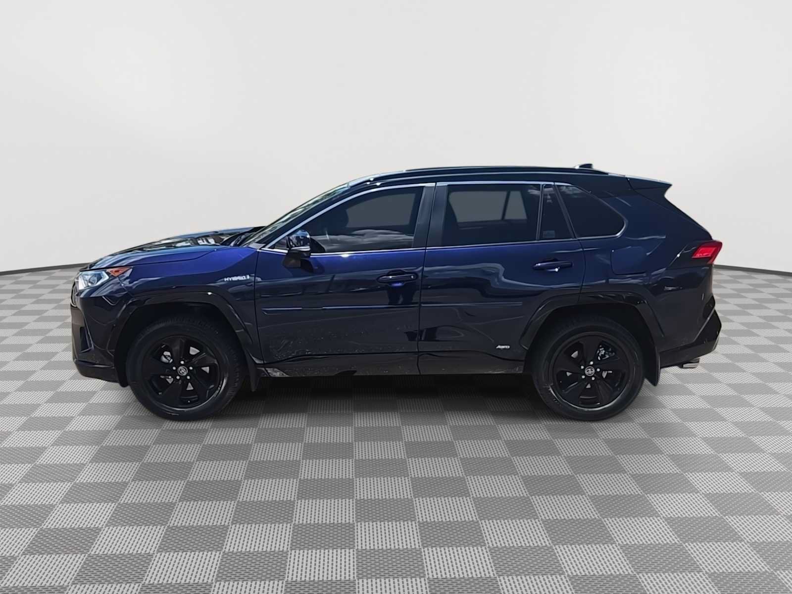 Used 2021 Toyota RAV4 XSE w/ Protection Package (TMS) AWD/4WD image 5